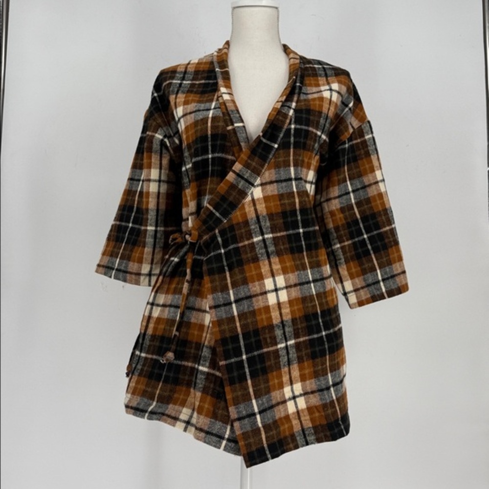 NICHE ST.  plaid check boxy wrap short sleeve kimono robe shirt size S